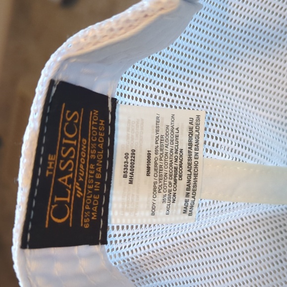 Hurley hat - Picture 4 of 4